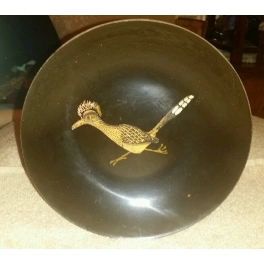 Couroc Road Runner Bird‎ Black plate / bowl 7 3/4 inches round